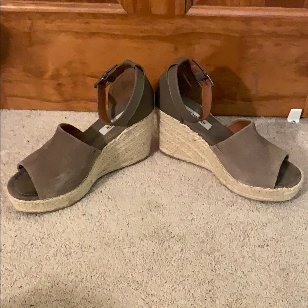 Steve Madden espadrille wedge 9.5 - Picture 4 of 7